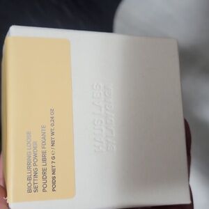Haus Labs Bio-Blurring Loose Setting Powder